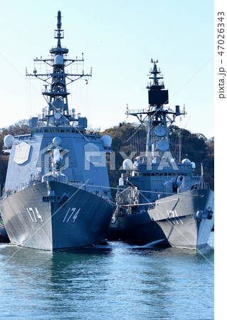 護衛艦きりしまと護衛艦はたかぜ 護衛艦きりしまと護衛艦はたかぜ 47026343