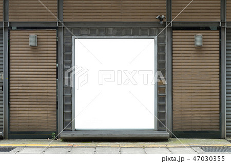 Shop Boutique Store Front with Big Window Shop Boutique Store Front with Big Window 47030355