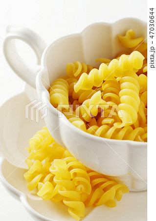 パスタ・フジッリ・ショートパスタ 47030644