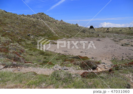 日光白根山 森林限界頂上付近 火口跡 47031060
