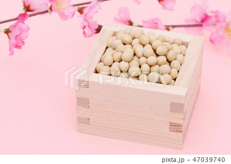 節分 豆撒き 節分 豆撒き 47039740