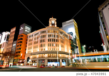 日本の東京都市景観　東京・銀座の賑わい、銀座観光人気。平成最後のお正月＝平成３１年１月１日撮影 47043991