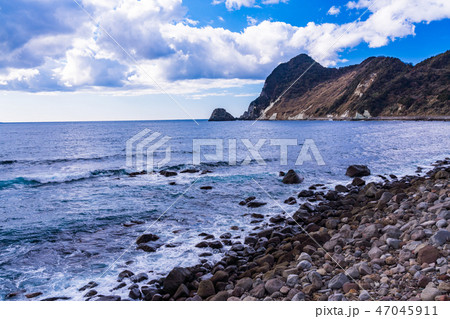 （静岡県）西伊豆伊浜海岸　波勝崎方面 47045911