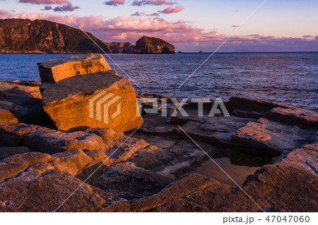 (静岡県)南伊豆入間千畳敷石切場跡・夕景 (静岡県)南伊豆入間千畳敷石切場跡・夕景 47047060