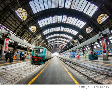 Milano Centrale Track Milano Centrale Track 47048235