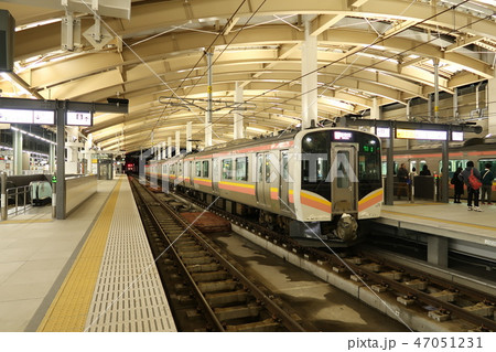 夜のプラットフォーム クモハ E-128 夜のプラットフォーム クモハ E-128 47051231