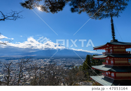 Mt. Fuji with Chureito Pagoda on winter season Mt. Fuji with Chureito Pagoda on winter season 47053164