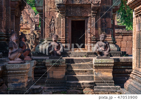 【世界遺産】アンコール遺跡群 バンテアイ・スレイ 47053900