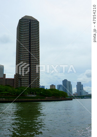 Apartment buildings on the Sumida River Tokyo Apartment buildings on the Sumida River Tokyo 47054210