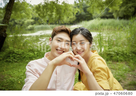 韓国人 カップル デート 47060680