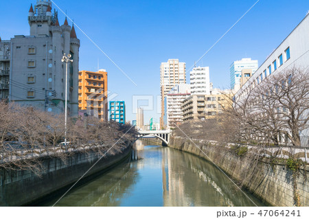 目黒川春夏秋冬 太鼓橋からの眺め 冬 目黒川春夏秋冬 太鼓橋からの眺め 冬 47064241