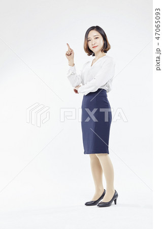 ビジネスウーマン 会社員 新入社員 47065093