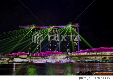 94895　マリーナベイサンズのスペクトラム 47074345