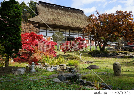 秋の正法寺 47075072