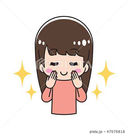 ネイルをする女性　上半身 47076818