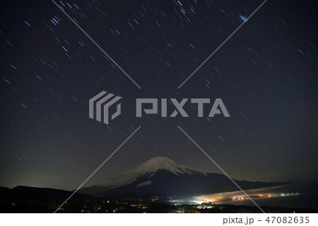 星に願いを 山中湖からの富士山 星に願いを 山中湖からの富士山 47082635