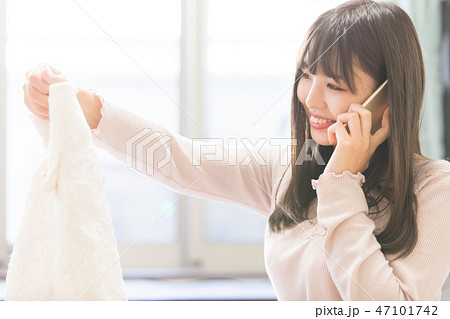 若い女性 47101742