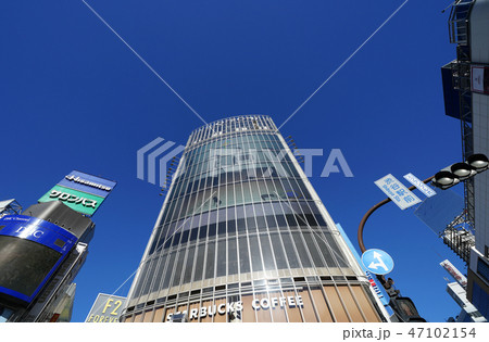 日本の東京都市景観 渋谷スクランブル交差点の「渋谷駅前」などを望む=平成31年1月2日撮影 日本の東京都市景観 渋谷スクランブル交差点の「渋谷駅前」などを望む=平成31年1月2日撮影 47102154