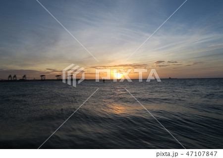 日の出 日の出 47107847