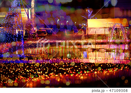 クリスマスイルミネーション 47109308