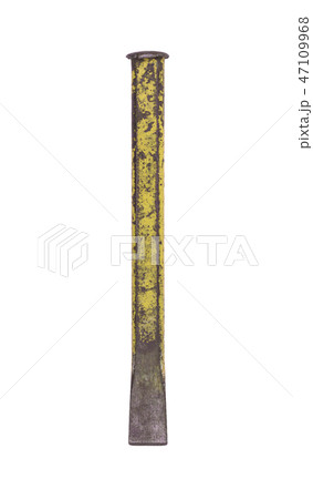 Cold chisel isolated Cold chisel isolated 47109968