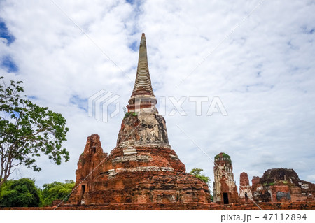 Wat Mahathat temple, Ayutthaya, Thailand 47112894