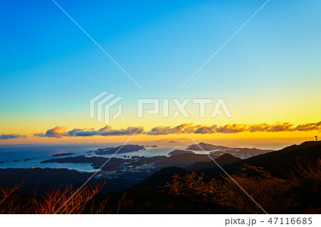 伊勢市_朝熊山山頂からの日の出_No1 伊勢市_朝熊山山頂からの日の出_No1 47116685