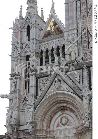 シエナ大聖堂 47126741