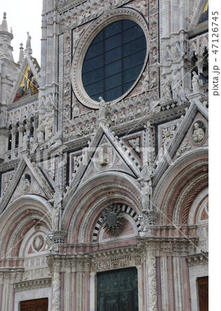 シエナ大聖堂 47126745