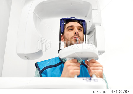 patient having x-ray scanning at dental clinic 47130703