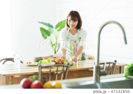 主婦 家事 料理 食事 キッチン ライフスタイル 主婦 家事 料理 食事 キッチン ライフスタイル 47132850