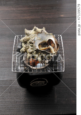 サザエのつぼ焼き サザエのつぼ焼き 47139579