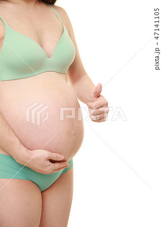 妊活の成功に満足する妊婦 47141105
