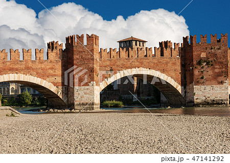 Verona Italy The Scaligero Bridge of Castelvecchio 47141292