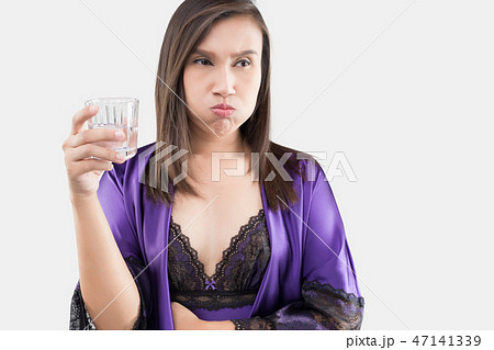 Gargling Gargling 47141339