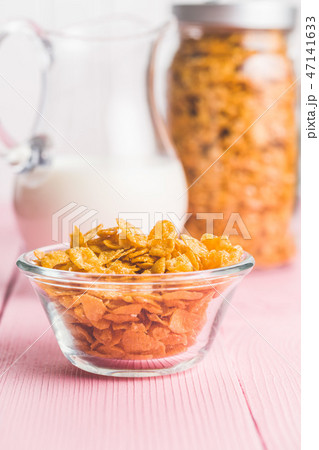 Breakfast cereals or cornflakes. Breakfast cereals or cornflakes. 47141633