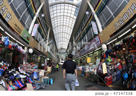市場 卸売 雑貨 47147338