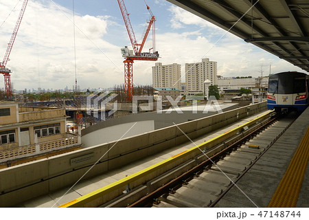 タイBTSの新駅サムローン駅からの開発風景 タイBTSの新駅サムローン駅からの開発風景 47148744