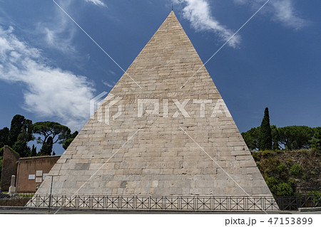 Pyramid of Cestius in Rome 47153899