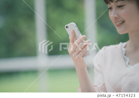 young woman 47154323