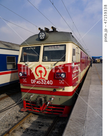 チベット　青蔵鉄道 47159338