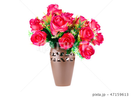 Roses in vase 47159613