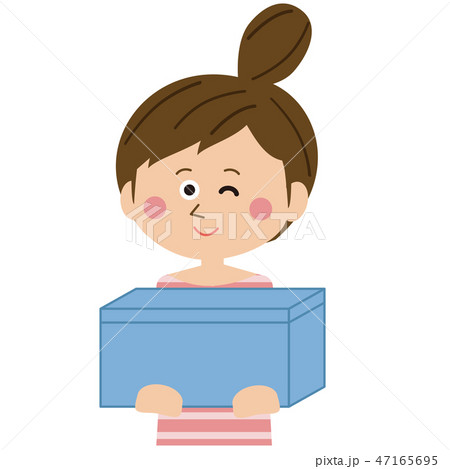 宅配を受け取る可愛い女性 47165695