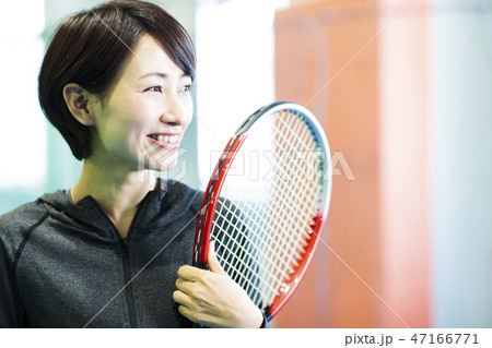 テニス　テニスクラブ　テニススクール　フィットネス　スポーツジム　女性 47166771