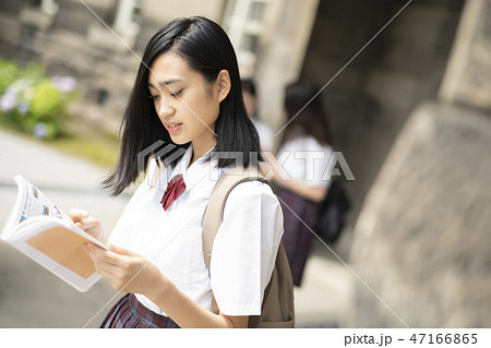 女子高生　札幌　修学旅行　札幌市資料館 47166865