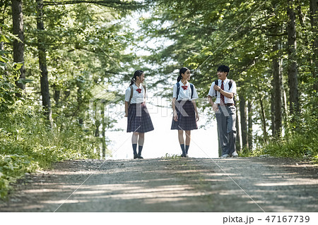高校生　通学風景 47167739