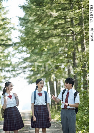 高校生 通学風景 高校生 通学風景 47167768