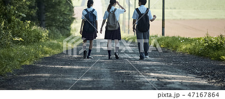 高校生 通学風景 高校生 通学風景 47167864