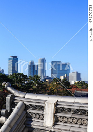 名古屋城西南隅櫓から見た朝の名古屋駅方面 47170753