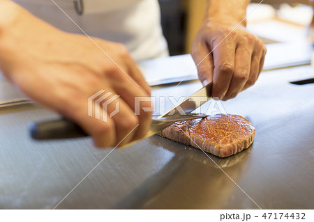 ステーキ 47174432